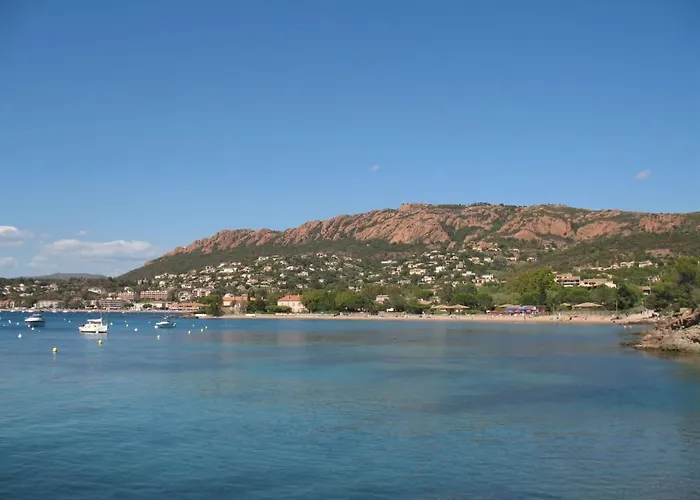 L'esquinade J3 029 By Interhome *