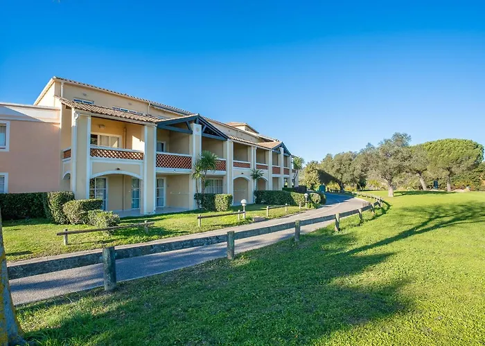 L'esquinade J3 029 By Interhome *